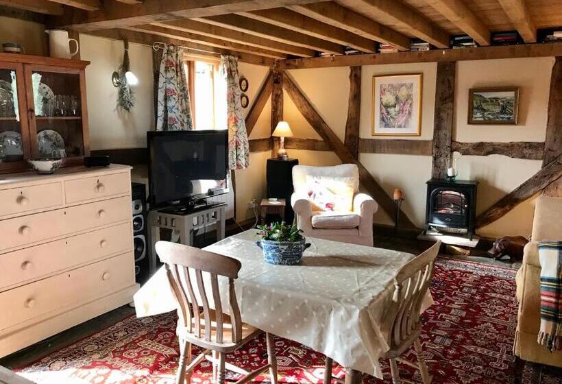 Пансион The Cottage, Winley Farm