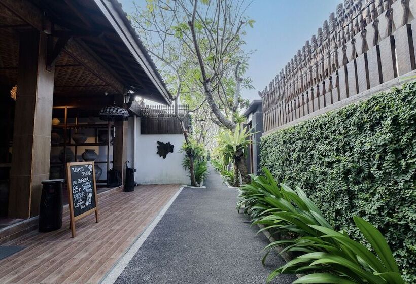 Alam Bidadari Seminyak Villas