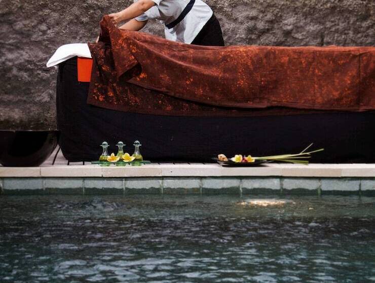 Alam Bidadari Seminyak Villas