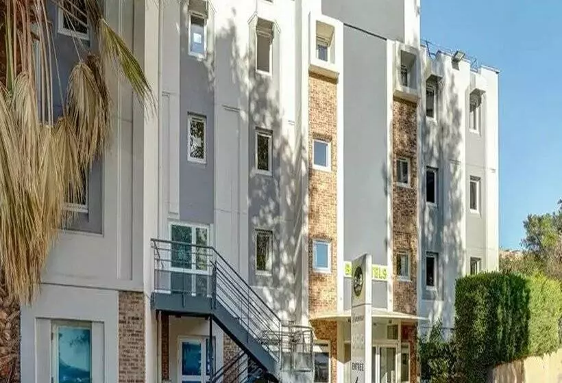 B&B HOTEL Marseille Parc Chanot