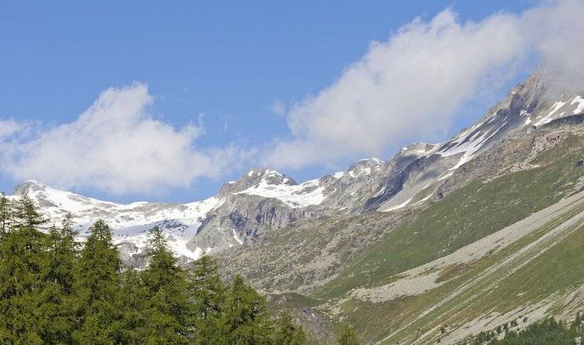 בית מלון כפרי Edelweiss Swiss Quality