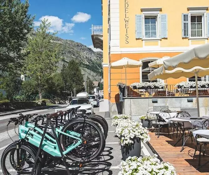 Отель Edelweiss Swiss Quality