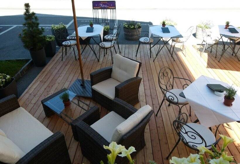 בית מלון כפרי Edelweiss Swiss Quality