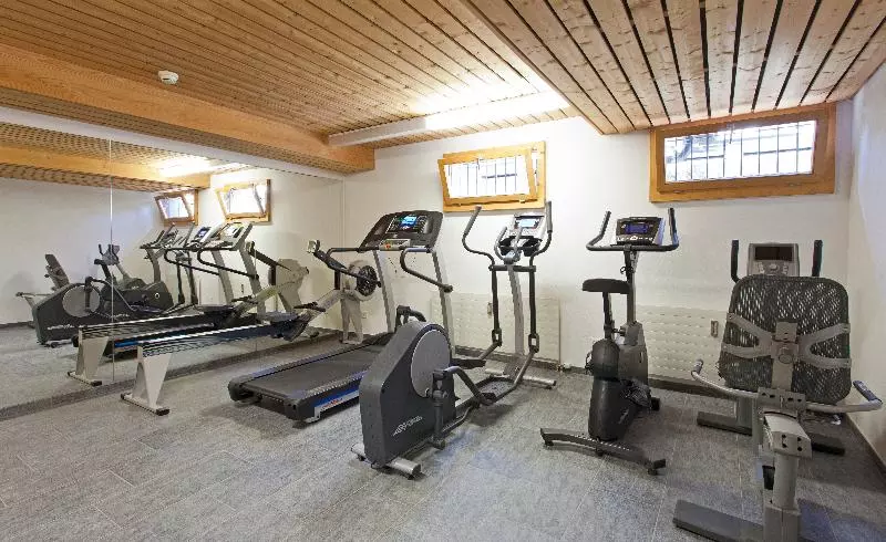 Отель Edelweiss Swiss Quality