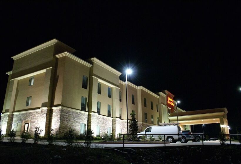 فندق Hampton Inn & Suites Center