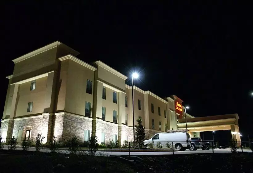 فندق Hampton Inn & Suites Center
