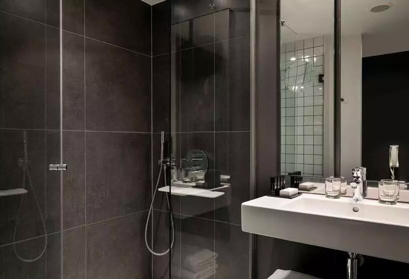 هتل Melia Paris La Defense