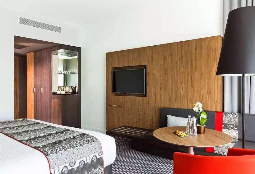 هتل Melia Paris La Defense