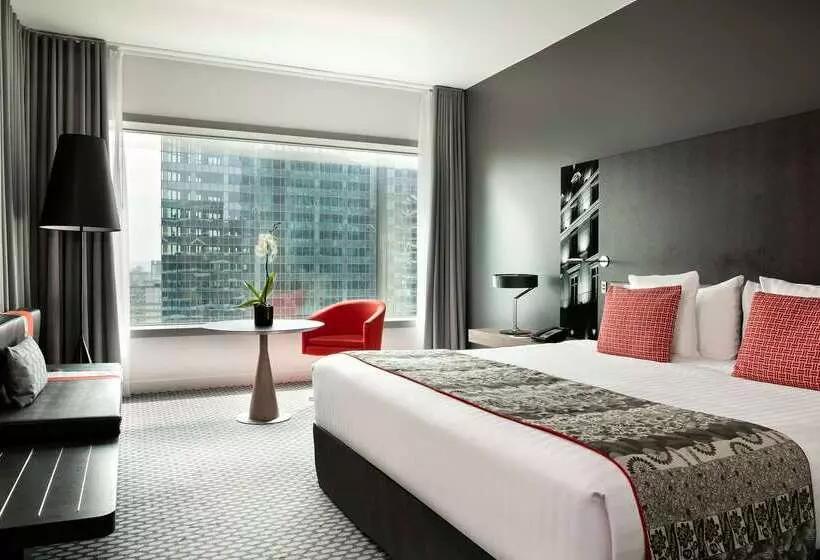 هتل Melia Paris La Defense