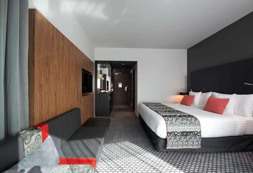 هتل Melia Paris La Defense
