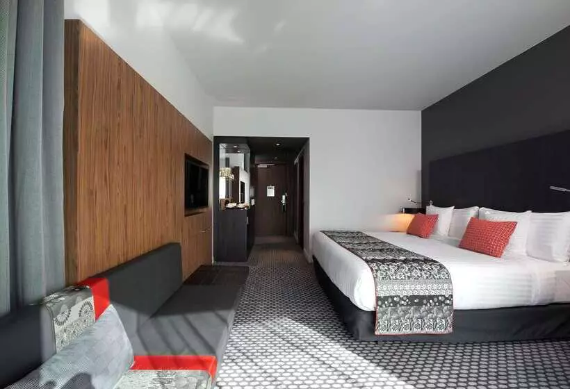 هتل Melia Paris La Defense