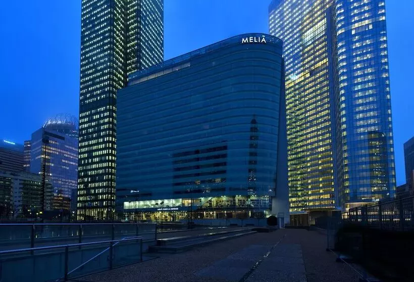 هتل Melia Paris La Defense