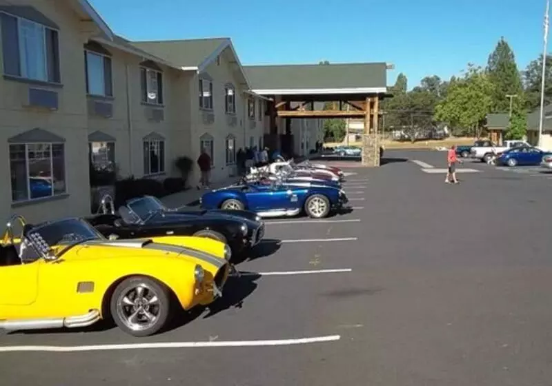 酒店 Murphys Suites