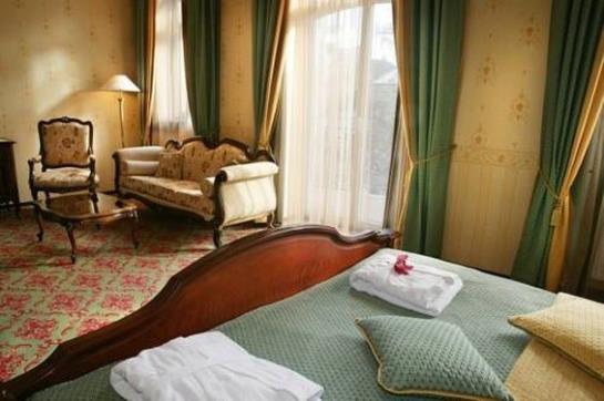 فندق Old Continent