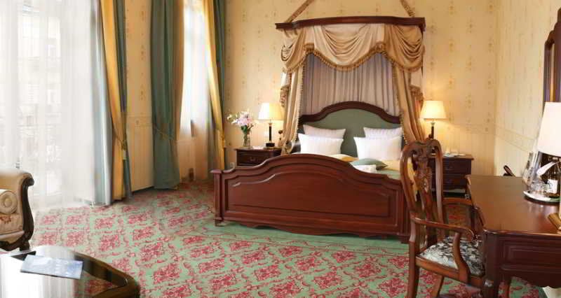 فندق Old Continent