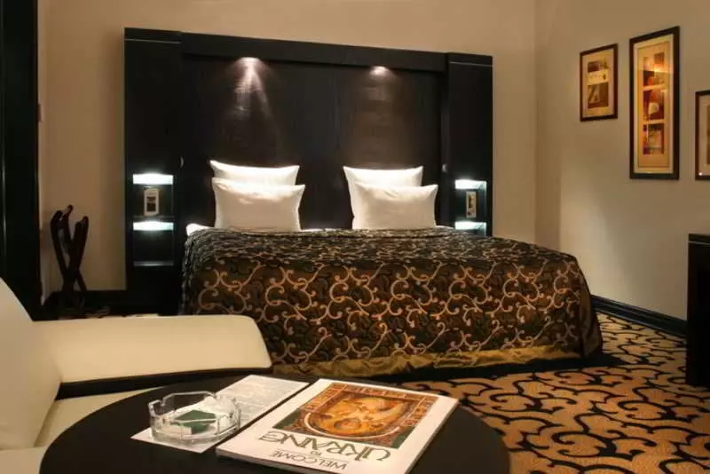 فندق Old Continent