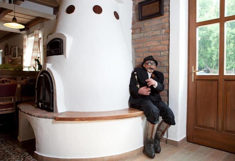 酒店 Piroska Csárda és Panzió