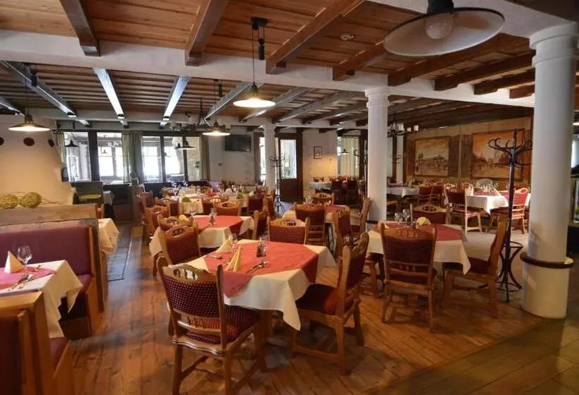 Otel Piroska Csárda és Panzió