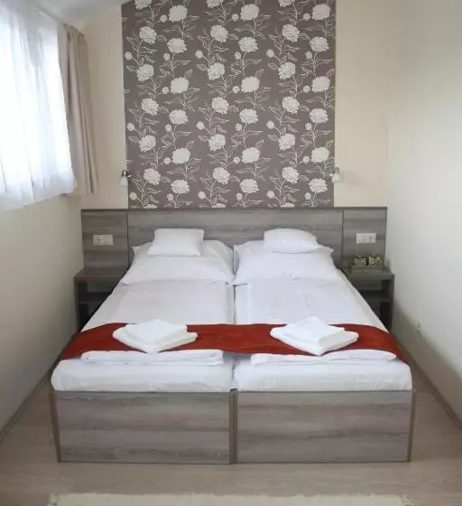 Otel Piroska Csárda és Panzió