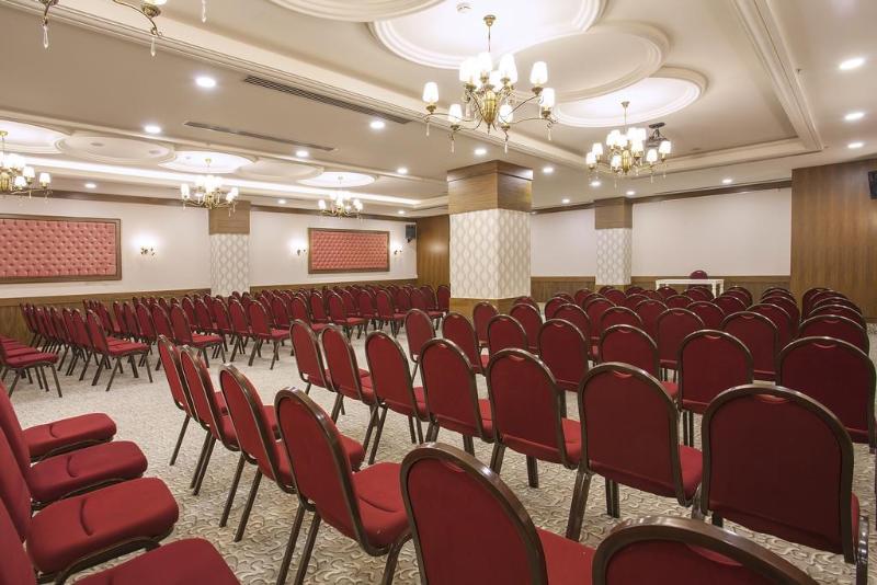 בית מלון כפרי Side Orange Palace - All Inclusive