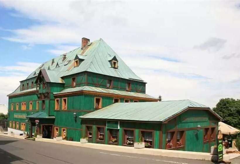 בית מלון כפרי Zelený Dům