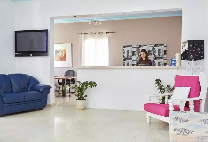 Zorbas Hotel Santorini