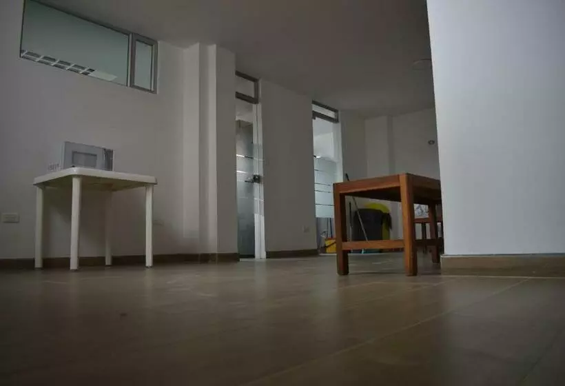 ホテル La Puerta Rota