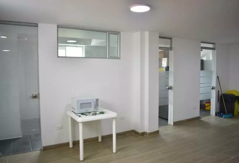 ホテル La Puerta Rota