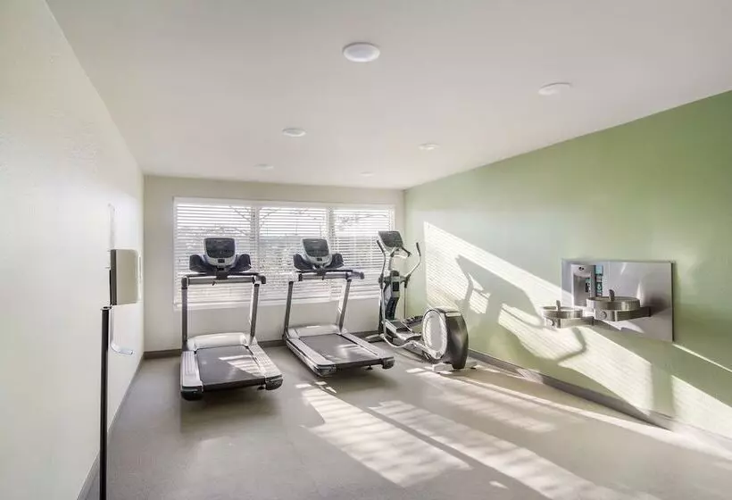 ホテル Woodspring Suites Greensboro   High Point North