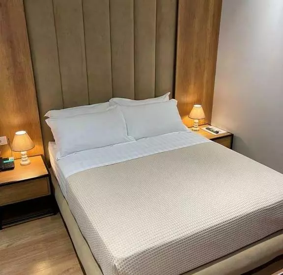 ホテル 313 Villa City Center