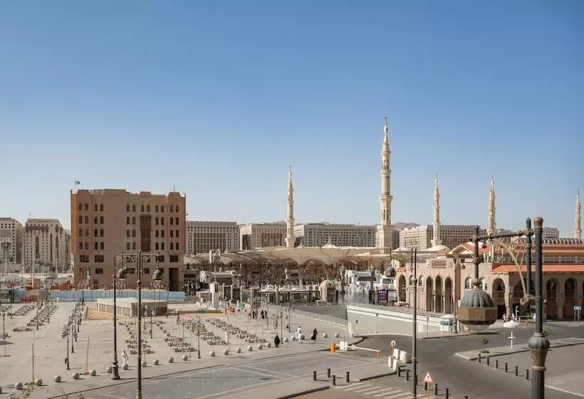 Hotelli Elaf Al Taqwa