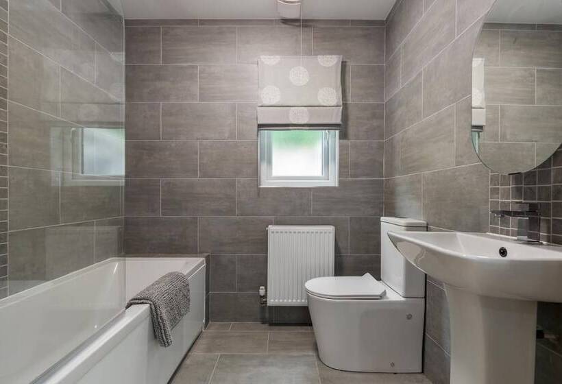 Parsonage Cottage  Peaceful, Dog Friendly Cottage