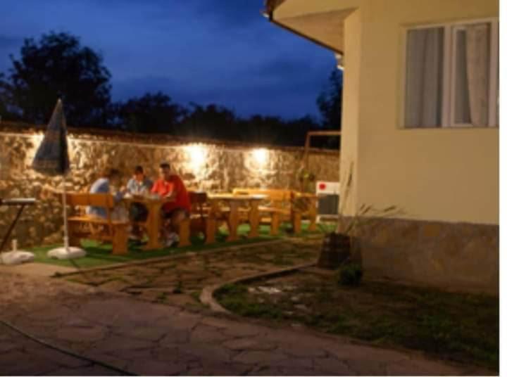 פנסיון Guest House Plamena