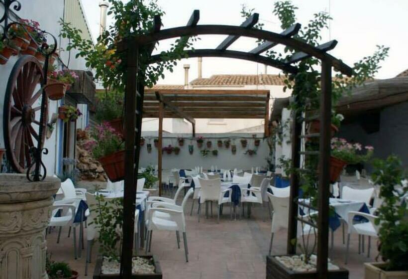 פנסיון Hostal Los Amigos