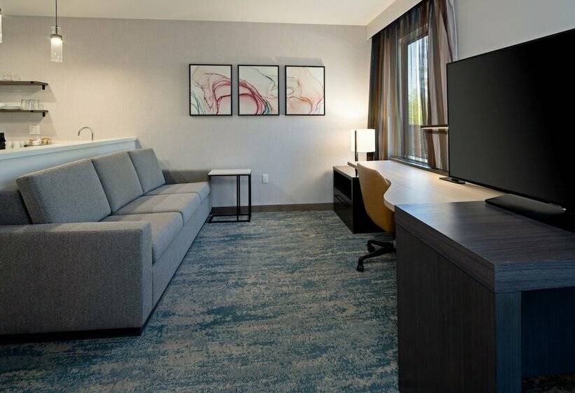 Отель Residence Inn By Marriott Chatsworth