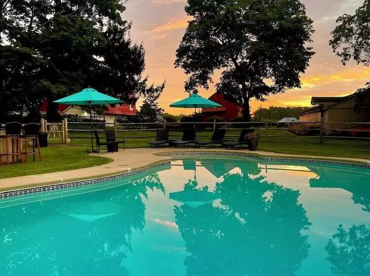 Aamiaismajoitus (B&B) Galvanized America Inn & Art Gallery