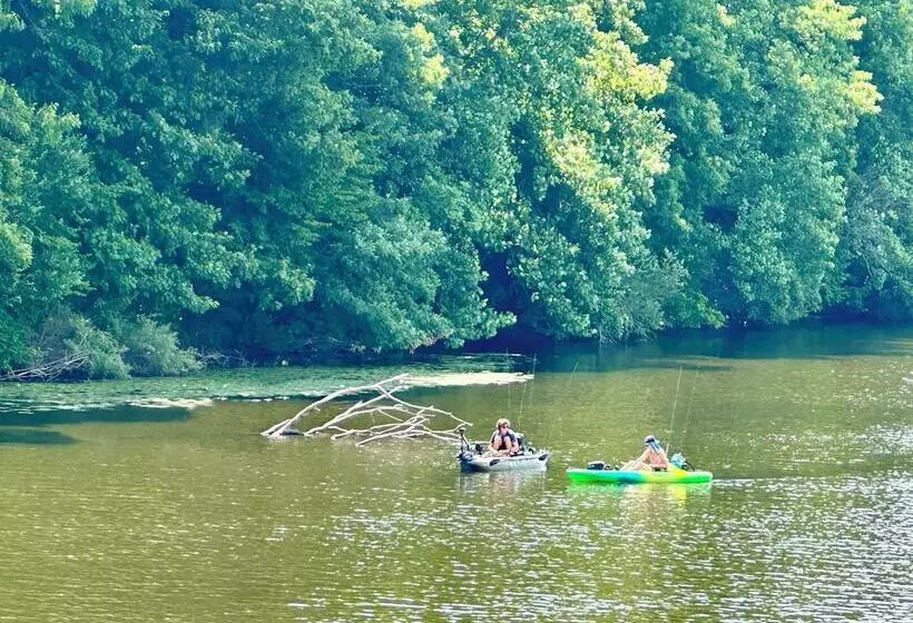 Aamiaismajoitus (B&B) Galvanized America Inn & Art Gallery