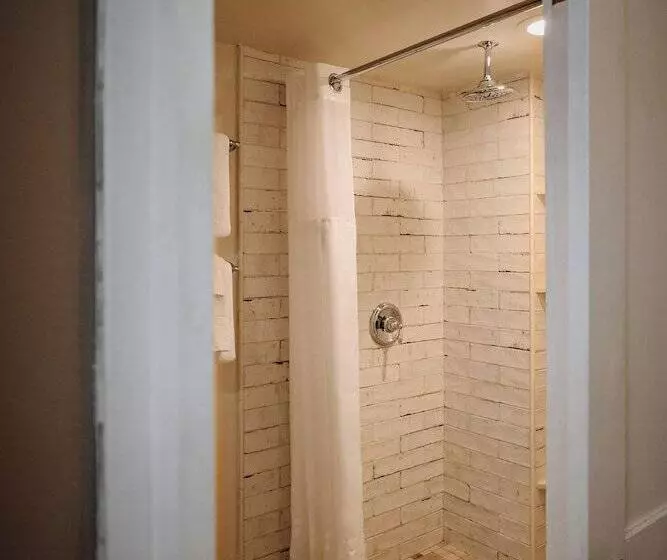 Aamiaismajoitus (B&B) Galvanized America Inn & Art Gallery