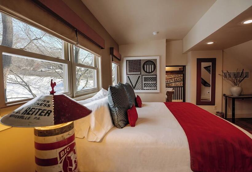 민박 Galvanized America Inn & Art Gallery