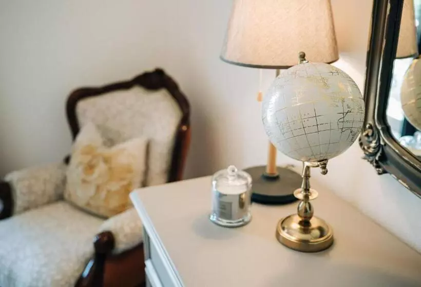 ベッドアンドブレックファースト Juniper Bay