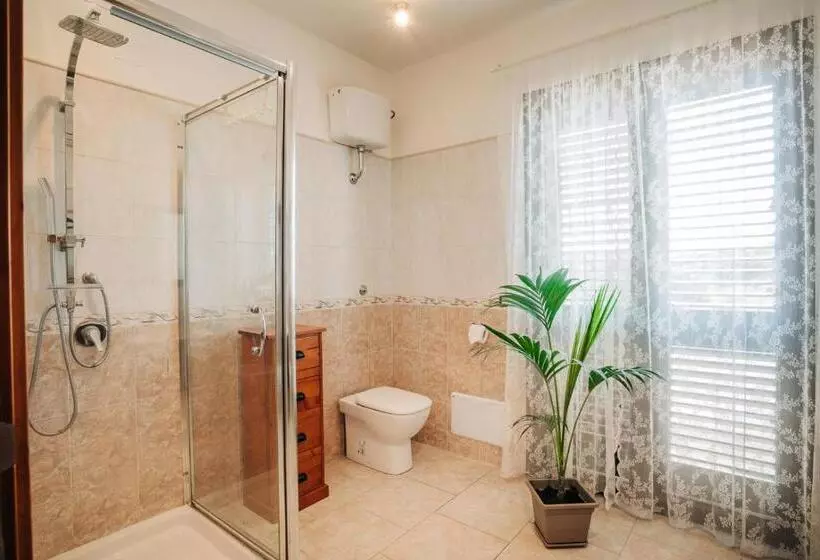 ベッドアンドブレックファースト Juniper Bay