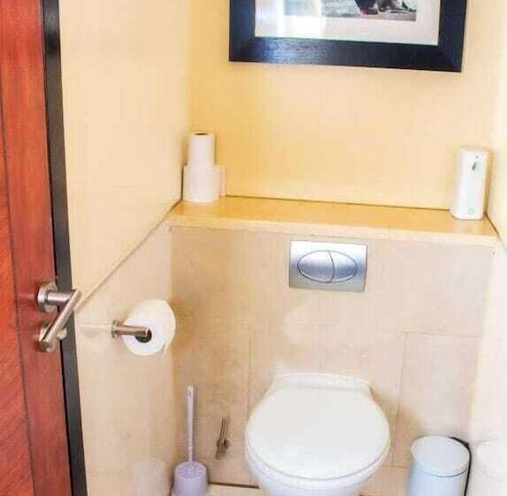 Отель Luxury Apartment In Raphael Penthouse Suite