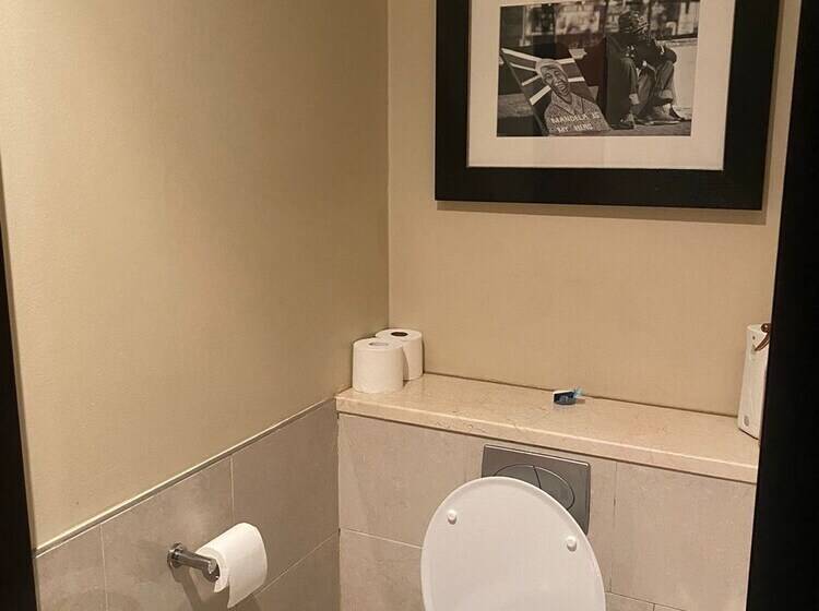 Отель Luxury Apartment In Raphael Penthouse Suite