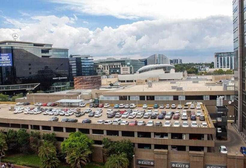 Отель Luxury Apartment In Raphael Penthouse Suite