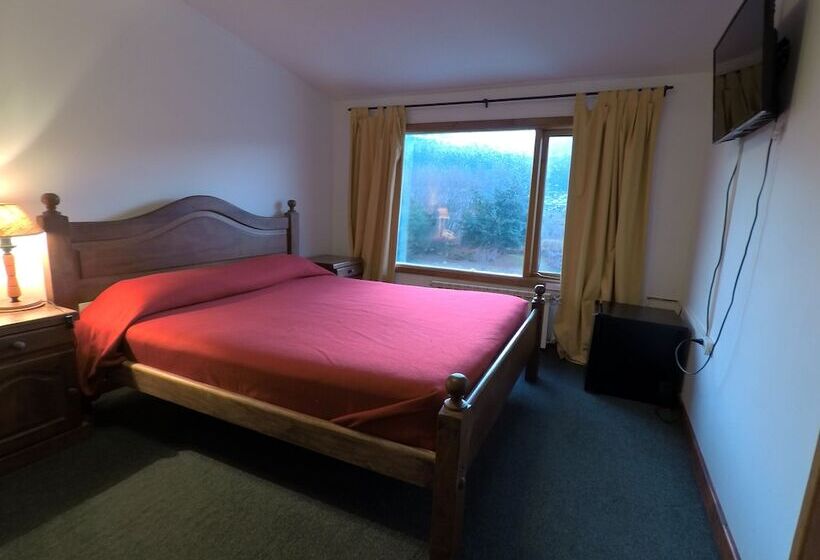 فندق صغير Oikos