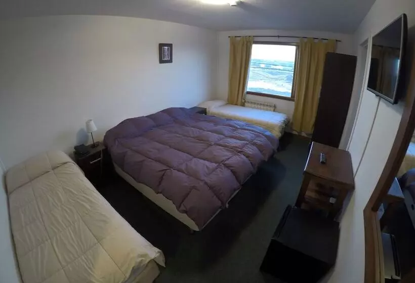 ユースホステル Oikos