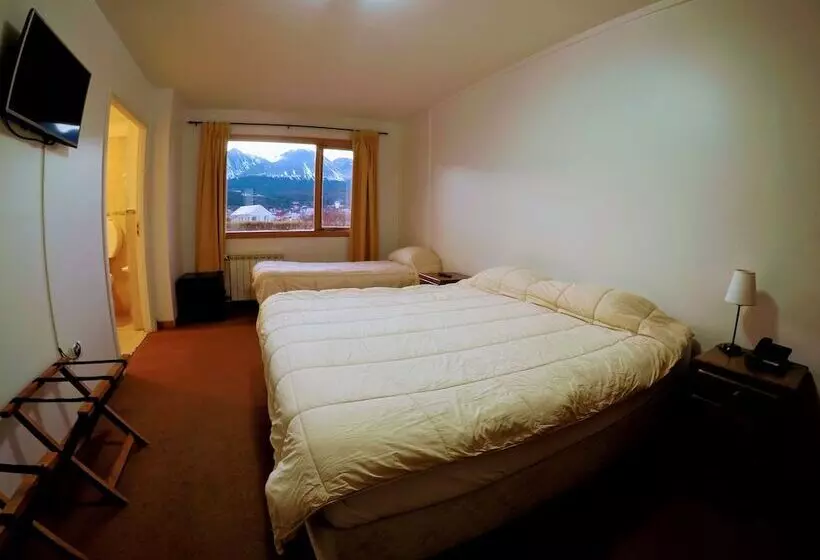 ユースホステル Oikos