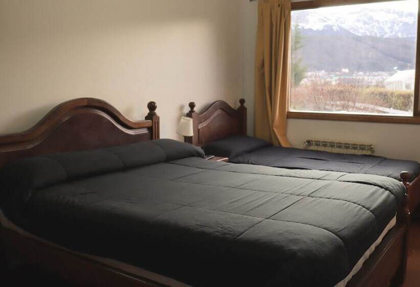 فندق صغير Oikos