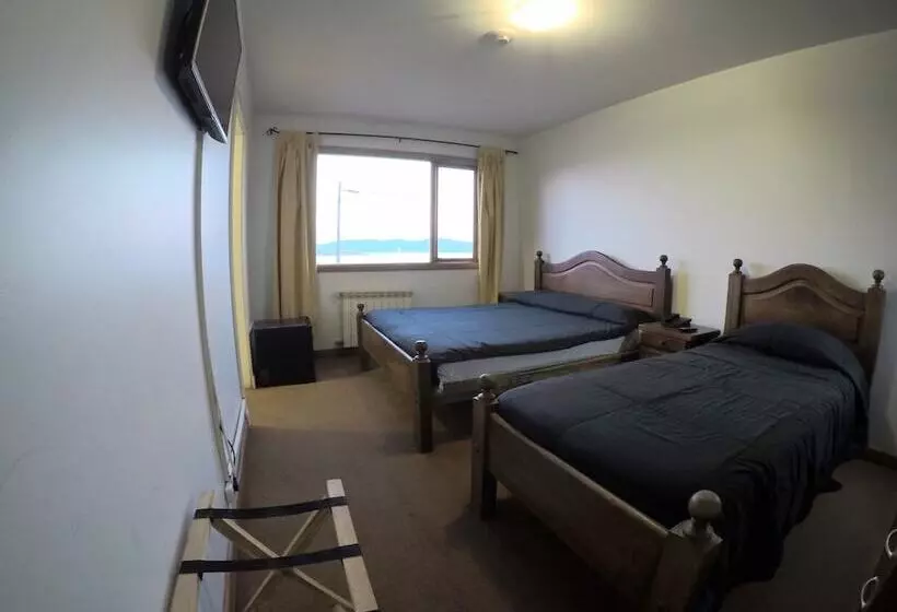 ユースホステル Oikos