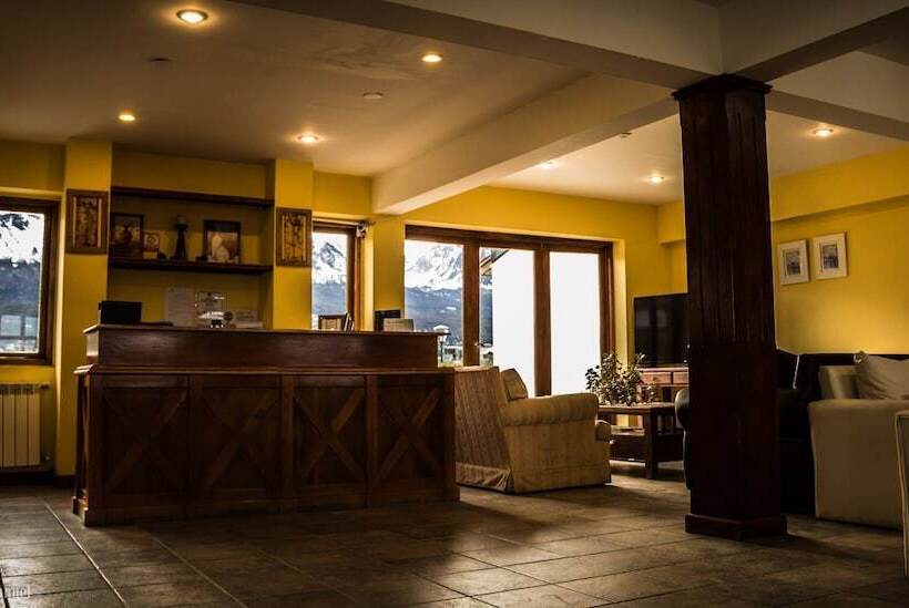 فندق صغير Oikos